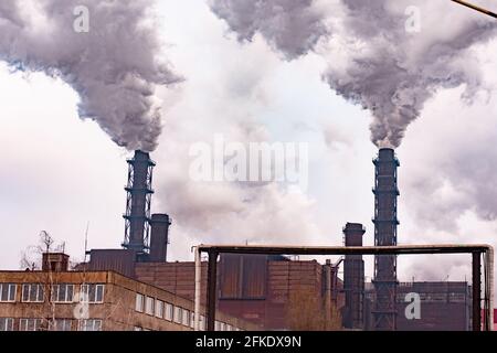 Große metallurgische Unternehmen der Ukraine. Eisenerzabbau. Stockfoto