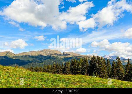 Tolle aussicht auf san martino di castrozza Stockfoto