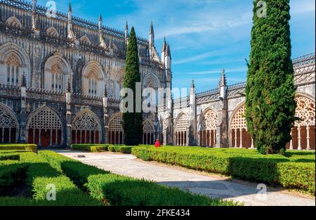 Batalha, Bezirk Leiria, Portugal. Mosteiro da Batalha. Kloster Batalha. Claustro Real. Der Königliche Kreuzgang. Das Kloster ist ein UNESCO World Heri Stockfoto