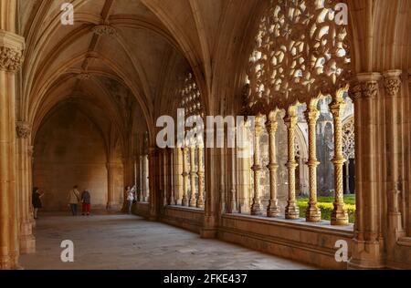 Batalha, Bezirk Leiria, Portugal. Mosteiro da Batalha. Kloster Batalha. Claustro Real. Der Königliche Kreuzgang. Das Kloster ist ein UNESCO World Heri Stockfoto