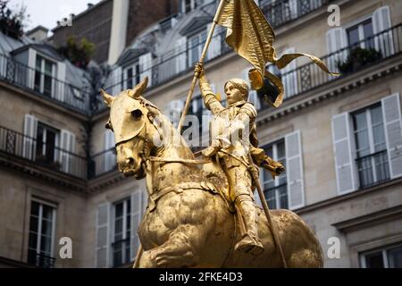 Paris, Frankreich. Mai 2021. Statue der Jeanne d'Arc (Jeanne d'Arc) in Paris am 1. Mai 2021. Foto von Raphael Lafargue/ABACAPRESS.COM Quelle: Abaca Press/Alamy Live News Stockfoto