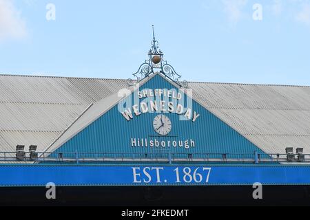 SHEFFIELD, GROSSBRITANNIEN. 1. MAI Hillsborough Clock während des Sky Bet Championship-Spiels zwischen Sheffield Wednesday und Nottingham Forest in Hillsborough, Sheffield, am Samstag, 1. Mai 2021. (Quelle: Jon Hobley, Mi News) Stockfoto