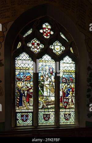 Helmsley ist eine Marktstadt und Bürgergemeinde im Stadtteil Ryedale in North Yorkshire, England.die Church of All Saints ist eine anglikanische Pfarrkirche. Stockfoto