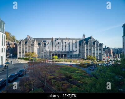 Palast der Fürstbischöfe in Lüttich, Belgien am Tag Stockfoto