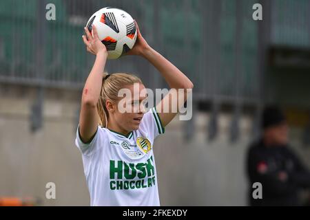 Stockholm, Schweden. Mai 2021. Hanna Lundkvist (7 Hammarby) während des Spiels in der Schwedischen Liga OBOS Damallsvenskan am 1. Mai 2021 zwischen Hammarby IF und KIF Orebro DFF bei Hammarby IP in Stockholm, Schweden Quelle: SPP Sport Pressefoto. /Alamy Live News Stockfoto