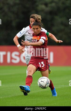 Rom, Italien. Mai 2021. Elisa Bartoli von AS Roma in Aktion während der italienischen Fußball-Liga EIN Frauen-2020/2021-Spiel zwischen AS Roma und AC Mailand im Stadion Tre Fontane/LiveMedia Kredit: Unabhängige Fotoagentur/Alamy Live Nachrichten Stockfoto