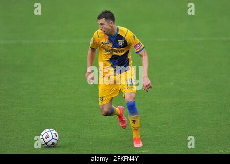 Frosinone, Italien. Mai 2021. Andrija Novakowitsch Spieler von Frosinone, während des Spiels der italienischen Serie B Meisterschaft zwischen Frosinone gegen Pisa, Endergebnis 3-1, Spiel im Benito Stirpe Stadion in Frosinone gespielt. Frosinone, Italien, 01. Mai 2021. (Foto von Vincenzo Izzo/Sipa USA) Quelle: SIPA USA/Alamy Live News Stockfoto