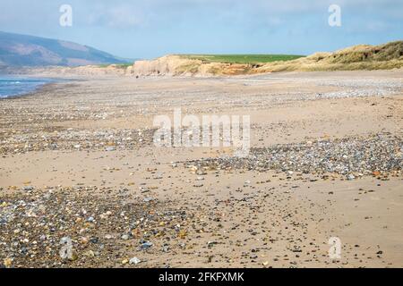 Porth Neigwl, Höllenmündung, A, beliebt, Surfer, Surfen, Spot, Sand, Sand, Strand, Küste, Küste, Küste, Küste, Küste, Llyn Peninsula, Nord, Nordwesten, Wales, Wales, Wales, GB, Großbritannien, Großbritannien, Großbritannien, Großbritannien, Großbritannien, Großbritannien, Großbritannien, Großbritannien, Großbritannien, Großbritannien, Europa, instabil, Klippe, Klippen, Wales Coast Path, Wandern, Wanderer, Wandern, Wandern Stockfoto