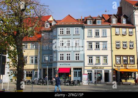 Erfurt, Hauptstadt von Thüringen, Deutschland: Domplatz, Bürgerhäuser Stockfoto