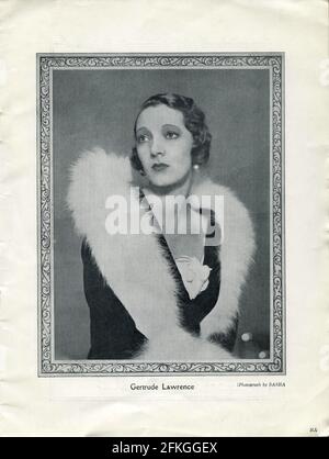 GERTRUDE LAWRENCE Porträt als Amanda Prynne von SASHA in PRIVATLEBEN eine intime Komödie in drei Akten, geschrieben und produziert von Noel Coward, präsentiert von Charles B. Cochran am Phoenix Theater in London vom 24. September 1930 Stockfoto