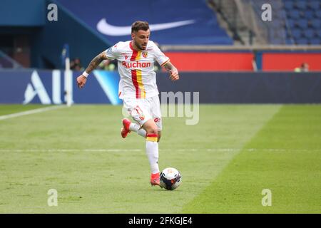 Paris, Frankreich, 1. Mai 2021, Jonathan CLAUSS 11 Lens während der französischen Meisterschaft Ligue 1 Fußballspiel zwischen Paris Saint-Germain und RC Lens am 1. Mai 2021 im Stadion Parc des Princes in Paris, Frankreich - Foto Laurent Sanson / LS Medianord / DPPI Stockfoto