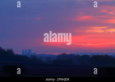 Sonnenaufgang mit York Minster, North Yorkshire, Großbritannien Stockfoto