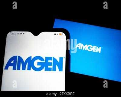 Ukraine. Mai 2021. In dieser Abbildung ist ein Amgen-Logo zu sehen, das auf einem Smartphone angezeigt wird. (Foto von Valera Golovniov/SOPA Images/Sipa USA) Quelle: SIPA USA/Alamy Live News Stockfoto