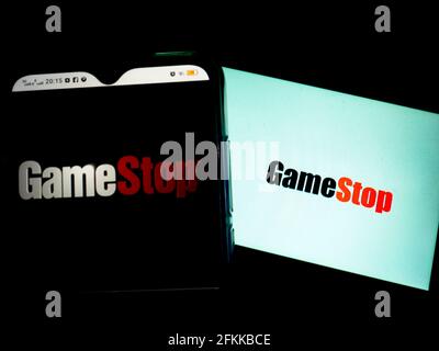 Ukraine. Mai 2021. In dieser Abbildung wird ein GameStop-Logo auf einem Smartphone angezeigt. (Foto von Valera Golovniov/SOPA Images/Sipa USA) Quelle: SIPA USA/Alamy Live News Stockfoto