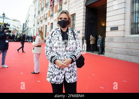 Madrid, Spanien. Mai 2021. Die Sängerin Ainhoa Arteta nimmt an der zivil-militärischen Zeremonie an der Puerta del Sol anlässlich des Tages der Gemeinde Madrid Teil. (Foto von Oscar Fuentes/SOPA Images/Sipa USA) Quelle: SIPA USA/Alamy Live News Stockfoto