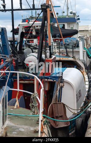 Troon, Schottland, Großbritannien. Mai 2021. UK Wetter: Fischerboote in Troon Harbour. Kredit: Skully/Alamy Live Nachrichten Stockfoto