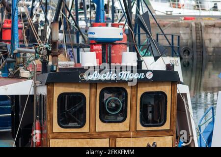 Troon, Schottland, Großbritannien. Mai 2021. UK Wetter: Fischerboote in Troon Harbour. Kredit: Skully/Alamy Live Nachrichten Stockfoto