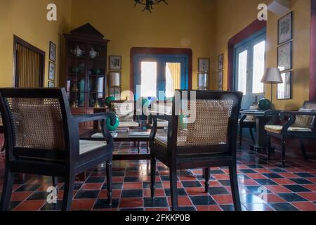 EL HOTEL HACIENDA PUERTA CAMPECHE FORMA PARTE DE UNA CADENA HOTELERA QUE TIENE COMO SEDE MANSIONES RESTAURADAS DEL SIGLO XVII SE LOCALIZA EN EL CENTRO Stockfoto