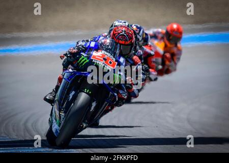 Jerez, Spanien. Mai 2021. Rennen für den MotoGP Grand Prix Red Bull of Spain auf der Rennstrecke in Jerez, Spanien 1. Mai 2021 in Bild: Frankreich Fabio Quartararo Carreras del Gran Premio Red Bull de España de MotoGP en el Circuito de Jerez, España, 1 de Mayo de 2021 POOL/ MotoGP.com/Cordon die Pressebilder sind nur für redaktionelle Verwendung bestimmt. Obligatorischer Kredit: © motogp.com Kredit: CORDON PRESS/Alamy Live News Stockfoto