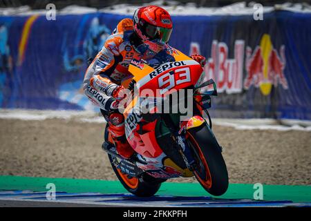 Jerez, Spanien. Mai 2021. Rennen für den MotoGP Grand Prix Red Bull of Spain auf der Rennstrecke in Jerez, Spanien 1. Mai 2021 in Bild: Spanien Marc Márquez Carreras del Gran Premio Red Bull de España de MotoGP en el Circuito de Jerez, España, 1 de Mayo de 2021 POOL/ MotoGP.com/Cordon die Pressebilder sind nur für redaktionelle Verwendung bestimmt. Obligatorischer Kredit: © motogp.com Kredit: CORDON PRESS/Alamy Live News Stockfoto