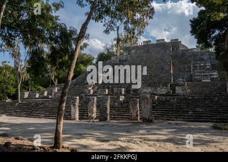 Calakmul fue habitada entre el año 500 antes de Cristo y hasta el 1000 de nuestra era. SE han localizado 525 sitios Arqueológicos con 62150 estructura Stockfoto