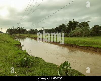 Landschaftsbild von Tanguar Haor Hügel. Beliebter touristischer Ort in Sunamganj, Sylhet, Bangladesch. Stockfoto