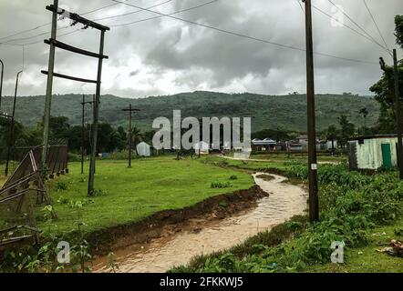 Landschaftsbild von Tanguar Haor Hügel. Beliebter touristischer Ort in Sunamganj, Sylhet, Bangladesch. Stockfoto