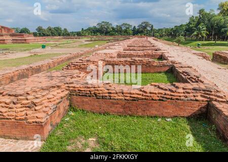 Somapuri Vihara Somapura Mahavihara , Ruinen eines buddhistischen Klosterkomplexes im Dorf Paharpur, Bangladesch Stockfoto