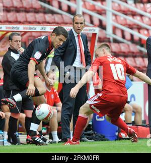 SWINDON V ROTHERHAM. SWINDON MANAGER PAOLO DI CANIO. 3/9/2011. BILD DAVID ASHDOWN Stockfoto