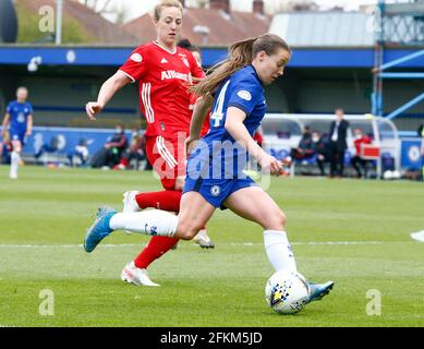 Kingston upon Thames, Großbritannien. Februar 2018. KINGSTON UPON THAMES, Großbritannien, MAI 02: Die Chelsea-Damen Fran Kirby während des Halbfinales der Champions League zwischen den Damen Chelsea Women und FC Bayern München am 02. Mai 2021 in Kingsmeadow, Kingston upon Thames Credit: Action Foto Sport/Alamy Live News Stockfoto