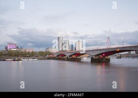 Waterloo Bridge von Giles Gilbert Scott Stockfoto