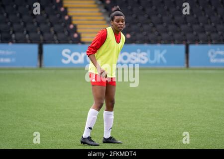 Bromley, Großbritannien. Mai 2021. INI Umotong (15 Lewes) das FA Womens Championship-Spiel zwischen Crystal Palace und Lewes in der Hayes Lane in Bromley, England. Kredit: SPP Sport Pressefoto. /Alamy Live News Stockfoto