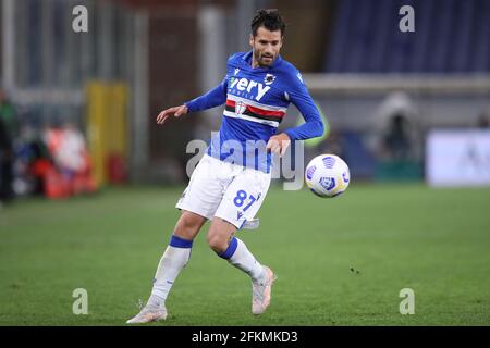 Genua, Italien, 2. Mai 2021. Antonio Candreva von UC Sampdoria während der Serie A Spiel bei Luigi Ferraris, Genua. Bildnachweis sollte lauten: Jonathan Moscrop / Sportimage Stockfoto