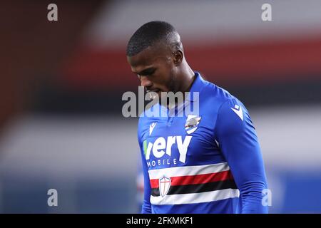 Genua, Italien, 2. Mai 2021. Keita Balde von UC Sampdoria reagiert während des Serie-A-Spiels bei Luigi Ferraris, Genua. Bildnachweis sollte lauten: Jonathan Moscrop / Sportimage Stockfoto