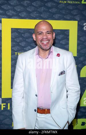 Hollywood, USA. Mai 2021. Gerald Webb nimmt am 2. Mai 2021 an der Abschlussnacht des Micheaux Film Festivals im TLC Chinese Theatre, Hollywood, CA Teil.Quelle: Eugene Powers/Alamy Live News Stockfoto