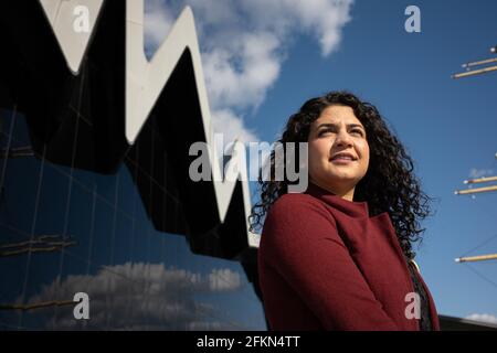 Roza Salih, Regionallistenkandidat für die Region Glasgow, für die Scottish National Party bei den bevorstehenden schottischen Parlamentswahlen am 6. Mai in Glasgow, Schottland, am 12. April 2021. Stockfoto