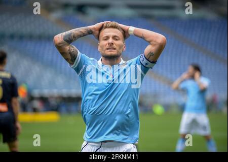 Rom, Italien, 2 Mai, 2021 Ciro unbeweglich von SS Lazio verzweifelt an der Lazio vs Genua Serie A League Credit:Roberto Ramaccia/Alamy Live News Stockfoto