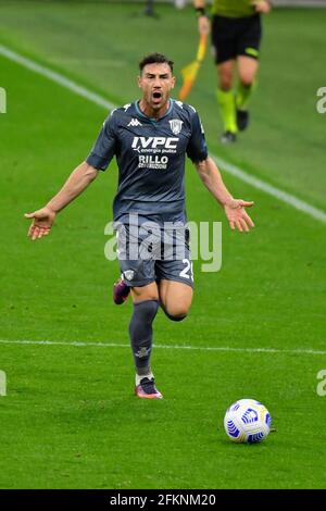 Mailand, Italien. Mai 2021. Artur Ionita (29) von Benevento sah in der Serie EIN Spiel zwischen AC Mailand und Benevento in San Siro in Mailand. (Bildnachweis: Gonzales Photo - Tommaso Fimiano). Stockfoto