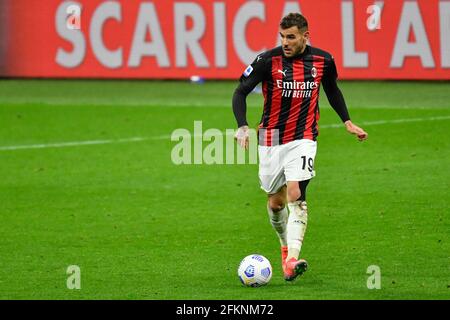 Mailand, Italien. Mai 2021. Theo Hernandez (19) vom AC Mailand sah in der Serie EIN Spiel zwischen AC Mailand und Benevento in San Siro in Mailand. (Bildnachweis: Gonzales Photo - Tommaso Fimiano). Stockfoto