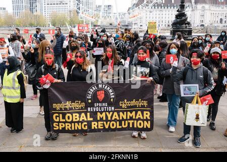 London, Großbritannien. 2 Mai 2021. Global Myanmar protestiert gegen die Militärregierung in Myanmar und für die Regierung der Nationalen Einheit Stockfoto