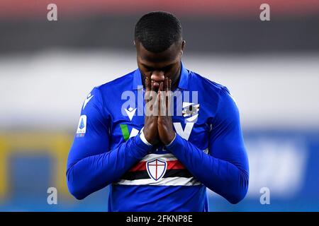 Genua, Italien. 02 Mai 2021. Keita Balde von UC Sampdoria sieht während des Fußballspiels der Serie A zwischen UC Sampdoria und AS Roma niedergeschlagen aus. UC Sampdoria gewann 2-0 als Roma. Kredit: Nicolò Campo/Alamy Live Nachrichten Stockfoto