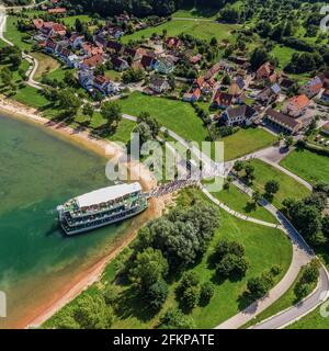 Blick auf Ramsberg und den Großen Brombach-See, den größten See im Fränkischen Seenland. Stockfoto