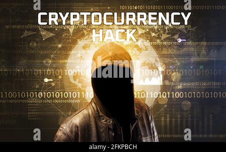 Gesichtsloser Hacker am Arbeitsplatz, Sicherheitskonzept Stockfoto