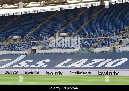 Rom, Italien. Mai 2021. Sehen Sie sich das Olimpico-Stadion während des Fußballspiels der Serie A League zwischen Latium und Genua im Olimpico-Stadion in Rom, Italien, am 2. Mai 2021 an. (Foto Roberto Ramaccia/INA Photo Agency) Quelle: SIPA USA/Alamy Live News Stockfoto