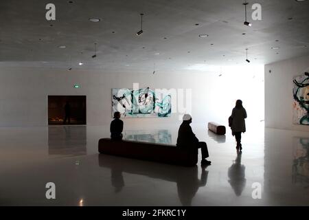 Interior Gallery Silhouettes Zollverein School of Management and Design by SANAA in Essen, Deutschland Stockfoto