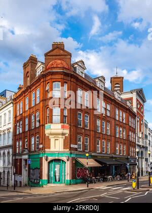 Little Italy Clerkenwell London - an der Kreuzung von Clerkenwell Road und Back Hill um die St. Peter's Church. Stockfoto