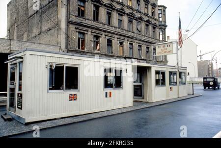 Berlin, Wall, Checkpoint Charlie im Juli 1984. Stockfoto