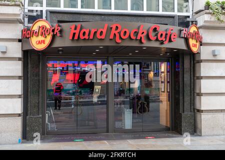 Die Filiale des Rock and Roll Themenrestaurants Hard Rock Cafe im West End. Stockfoto