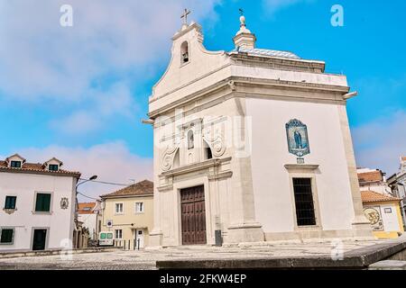 AVEIRO, PORTO PORTUGAL MAI 9 2020:kleine Kapelle zu Ehren von Sao Goncalinho Stockfoto