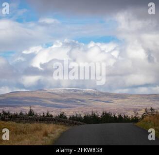 Schnee auf Cross fiel Ende April 2021 Stockfoto